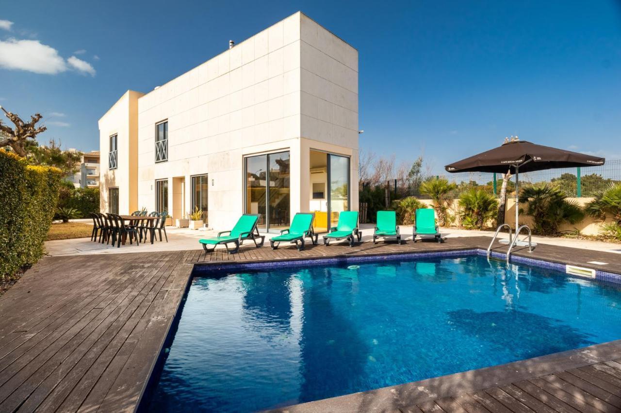 Linda Oura 4br 10 New For Rent! Holiday home